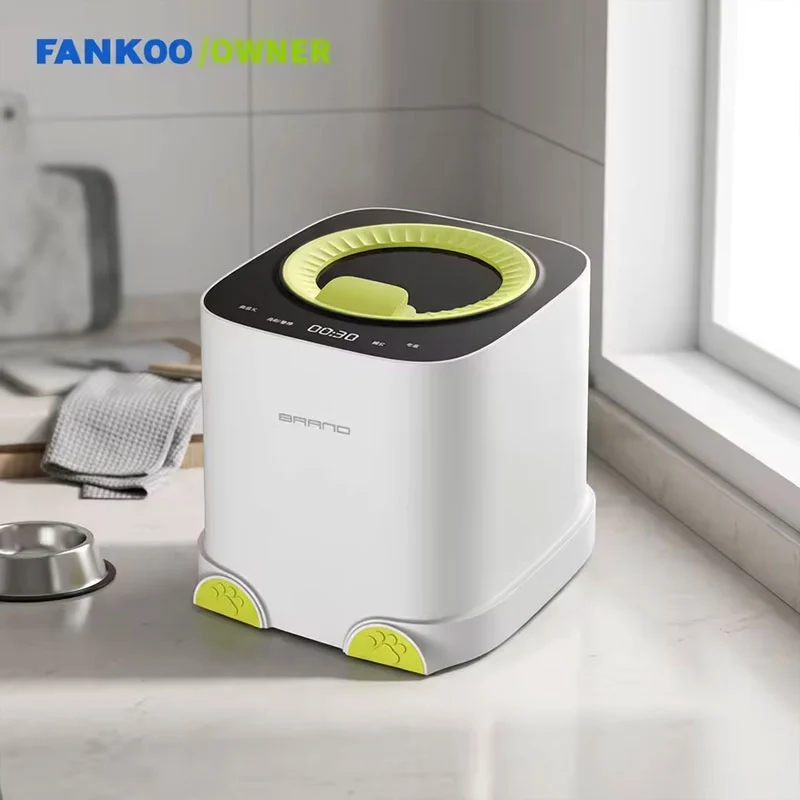 Kleine Frischfuttermaschine für Haustiere